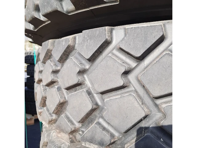 5x vrachtwagenband michelin, xzl - afbeelding 6 van  9