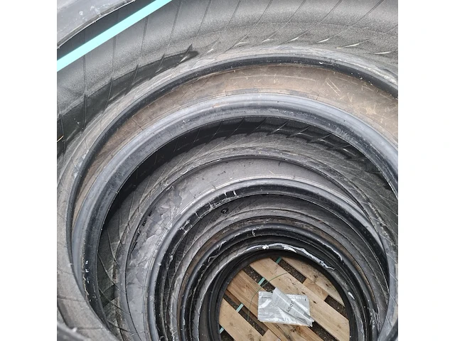 5x vrachtwagenband, michelin, xzy-2 - afbeelding 4 van  5