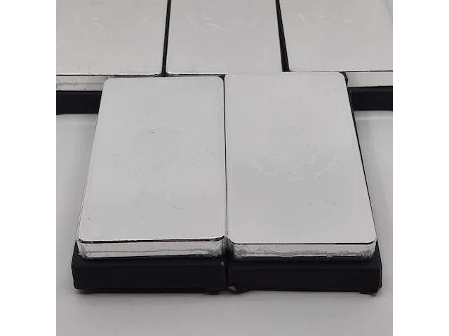 5x zilver muntbaar, 1000 gram stonex bullion, elizabeth ii niue island, 2022 - afbeelding 13 van  19