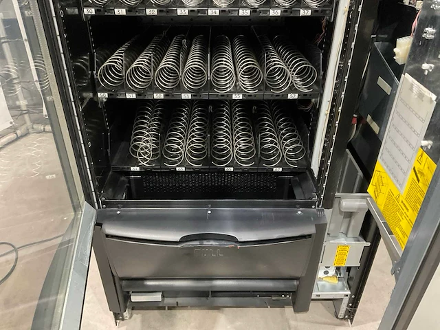 6-38r/nlq sm7000 snoepautomaat - afbeelding 14 van  16