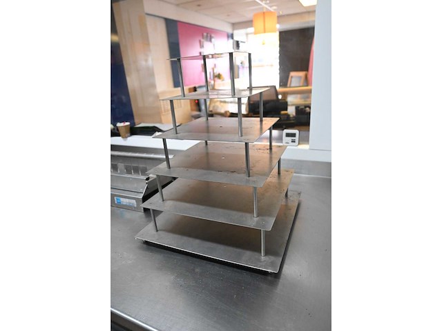 6-delige rvs bruidstaart etagiére - afbeelding 3 van  3