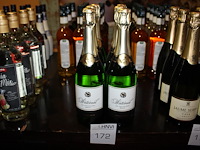 6 flessen fonkelwijn waterval brut. - afbeelding 1 van  2