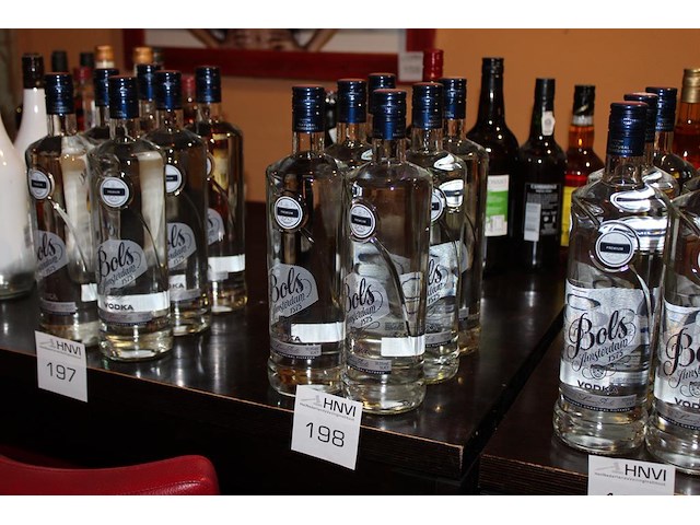 6 flessen vodka bols. - afbeelding 2 van  2