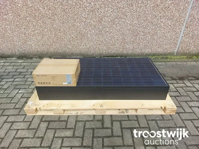 6 full black renesola jc195s-24 zonnepanelen en 1 saj sununo-plus1k omvormer (1-fase) - afbeelding 1 van  7