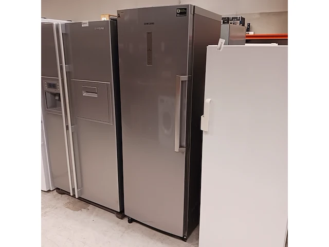 6 laden vriezer no frost samsung, rz28h6000sa - afbeelding 1 van  10