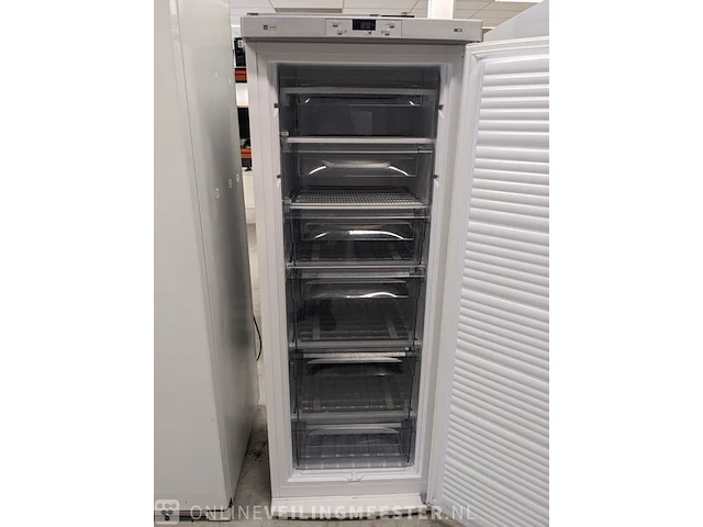 6 ladenvriezer bauknecht, gkea 3015 optima - afbeelding 6 van  8