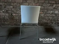 6 pedrali kuadra stapelbare desgin stoelen met beschermcover - afbeelding 5 van  11