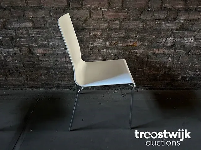 6 pedrali kuadra stapelbare desgin stoelen met beschermcover - afbeelding 6 van  11