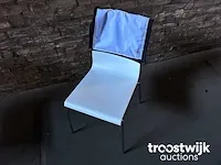 6 pedrali kuadra stapelbare desgin stoelen met beschermcover - afbeelding 7 van  11