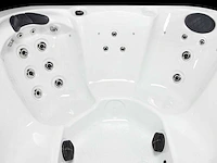6-persoons buitenspa met balboa (plug and play) - afbeelding 4 van  17