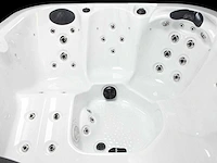 6-persoons buitenspa met balboa (plug and play) - afbeelding 17 van  17
