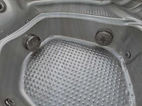 6 persoons jacuzzi en buitenspa - afbeelding 20 van  23