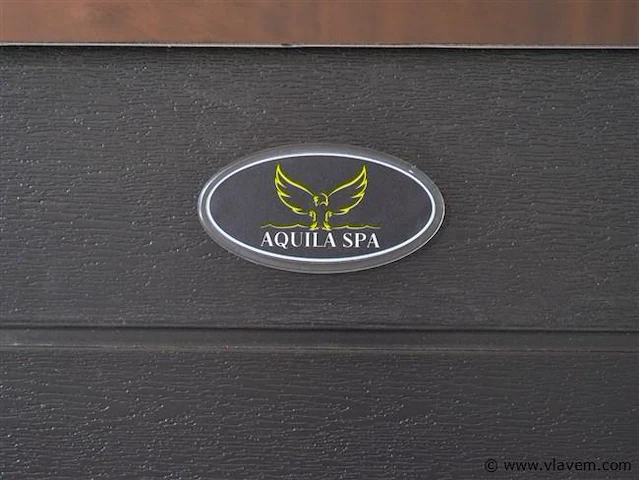 6 persoons outdoor spa met waterjets 230x230cm - bruin / zwarte zijkant incl. wifi - afbeelding 2 van  22
