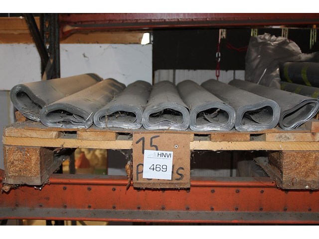 6 rollen lood 15 pounds met breedte 100 cm en gewicht 50 kg per rol. ca. 300 kg. - afbeelding 1 van  1