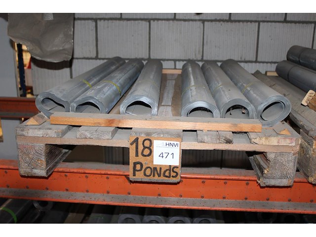 6 rollen lood 18 pounds met breedte 100 cm. ca. 300 kg. - afbeelding 1 van  1