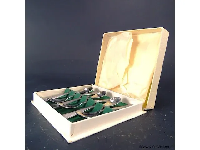 6 sola verzilverde lepel in originele cassette - afbeelding 4 van  5