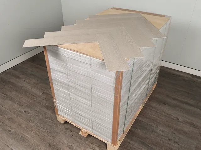 60 m2 spc pvc-click visgraat - 610 x 150 x 4 mm - afbeelding 2 van  4