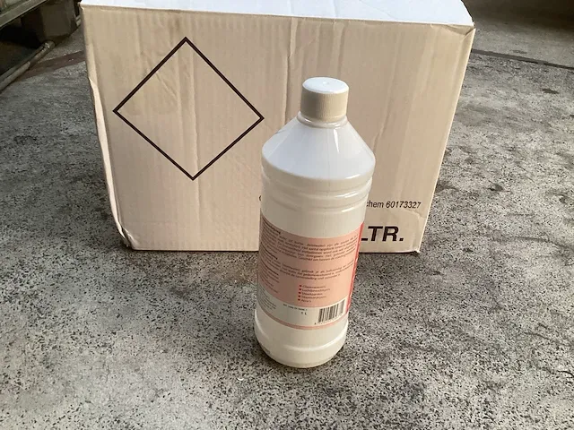 600 liter demiwater - afbeelding 4 van  4
