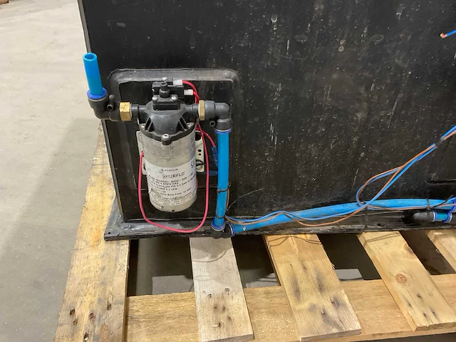 600 liter osmose toestel - afbeelding 6 van  8