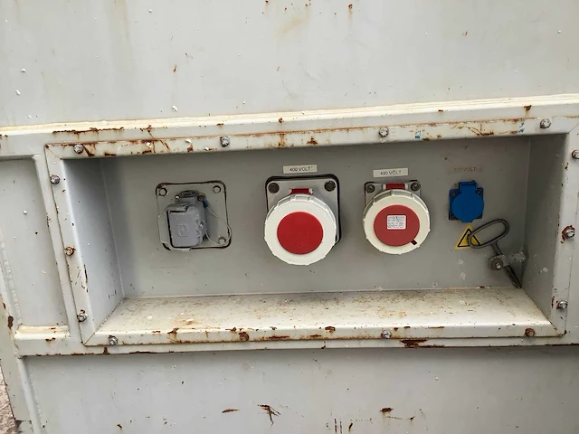60kva noodstroomaggregaat - afbeelding 3 van  7