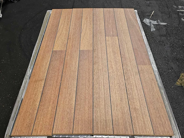 61 m2 laminaat plank - 1207 x 198 x 11 mm - afbeelding 3 van  3