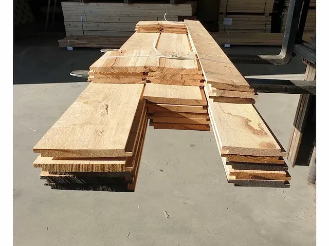 6.14 m2 rustiek eiken planken 18 mm mix 140 en 185mm breed - afbeelding 2 van  4