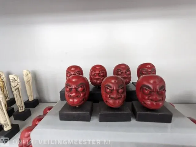 61x replica art, o.a. netsuke - afbeelding 3 van  20