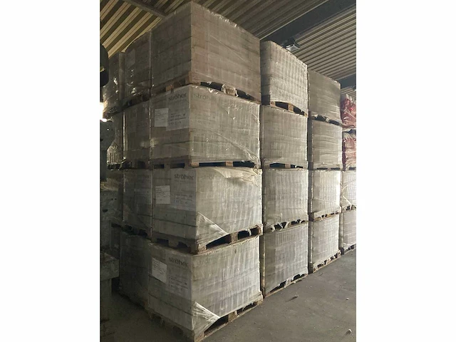 62 pallets steenstrips - afbeelding 1 van  4