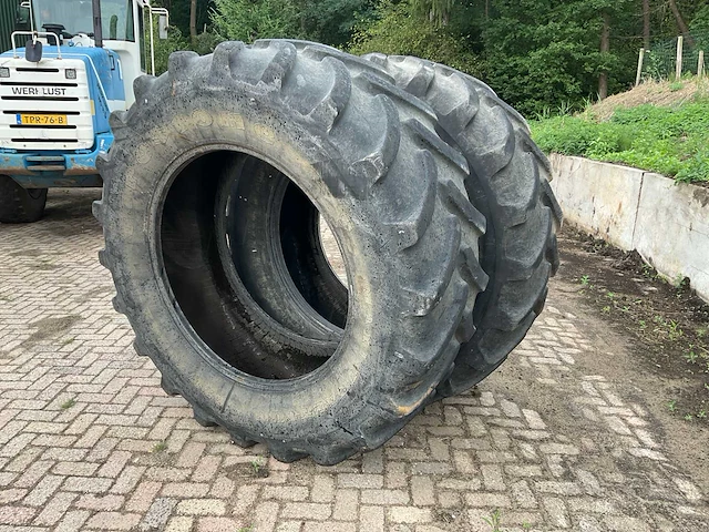 620/70r42 tractor banden (2x) - afbeelding 3 van  8