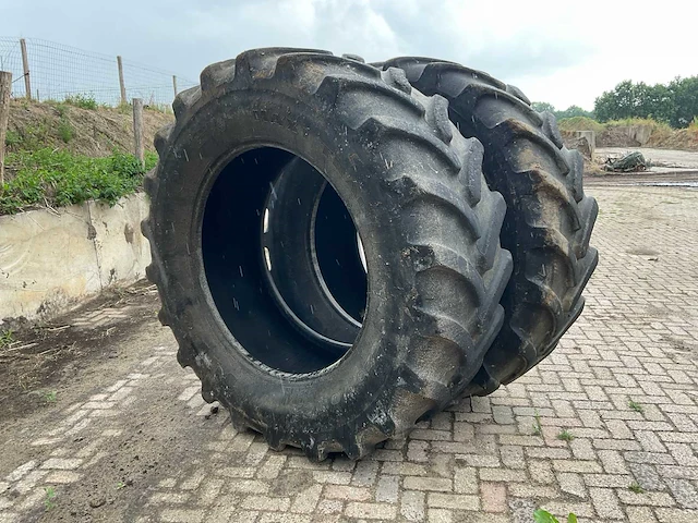 620/70r42 tractor banden (2x) - afbeelding 6 van  8