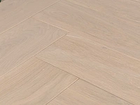 63 m2 parket eiken visgraat mutliplank - 660 x 110 x 14 mm - afbeelding 1 van  4