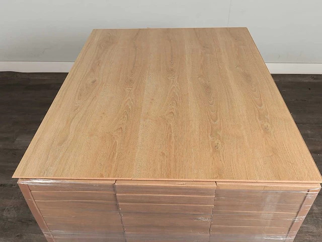 64 m2 laminaat plank - 1200 x 191 x 8 mm - afbeelding 3 van  4
