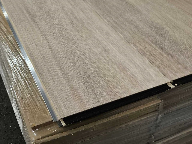 65 m2 laminaat xl plank berry alloc - 2410 x 303 x 12,3 mm - afbeelding 2 van  3