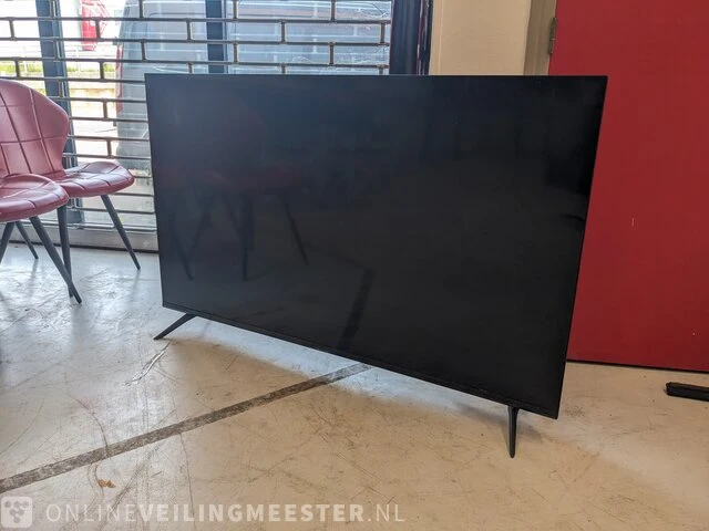65" televisie met kapotte beeeldscherm samsung , ue65au7040k, bouwjaar 2023 - afbeelding 2 van  7