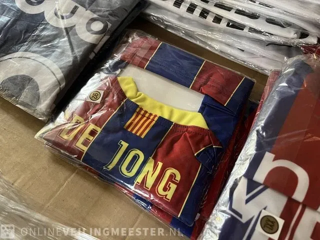 65x voetbalshirt - afbeelding 3 van  7
