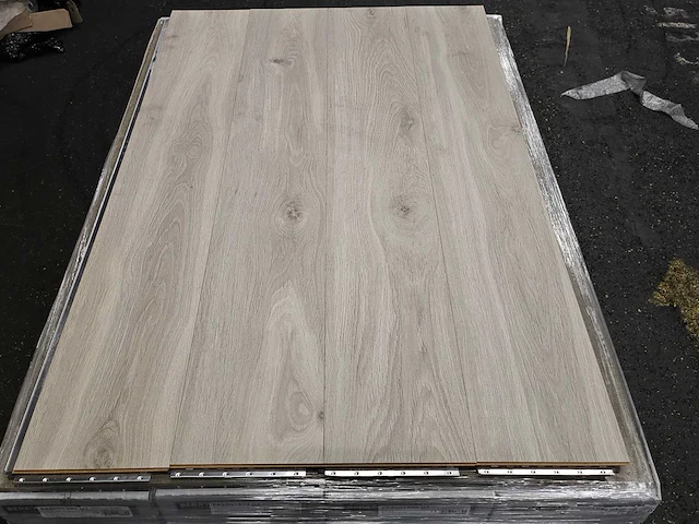 66 m2 laminaat plank - 1207 x 198 x 11 mm - afbeelding 3 van  3
