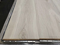 66 m2 laminaat plank - 1207 x 198 x 11 mm - afbeelding 2 van  3