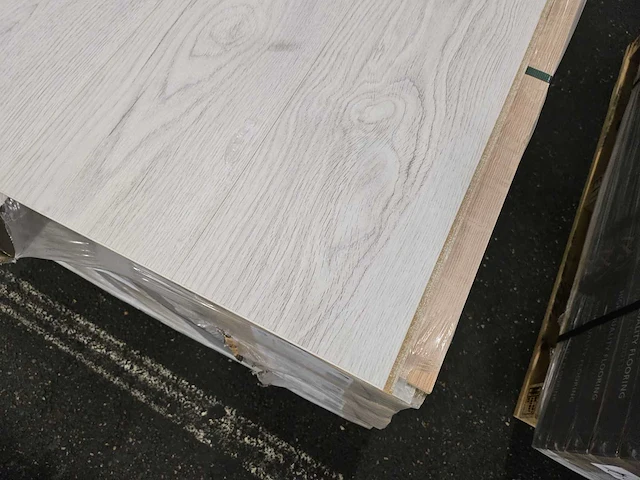 66 m2 laminaat plank - 1285 x 192 x 8 mm - afbeelding 2 van  3