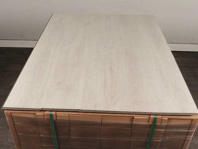 67 m2 laminaat plank - 1285 x 192 x 8+2 mm - afbeelding 3 van  4