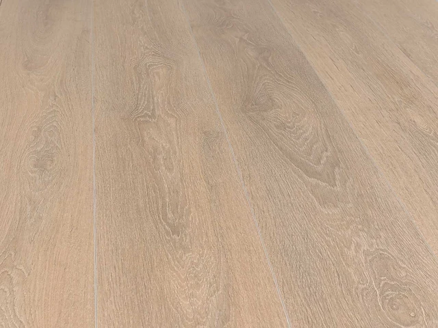 67 m2 laminaat plank - 1288 x 195 x 8 mm - afbeelding 1 van  4
