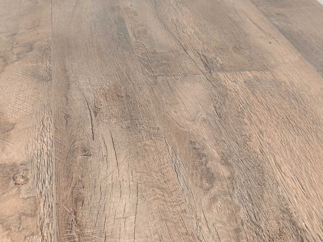 67 m2 laminaat plank - 1383 x 193 x 8 mm - afbeelding 1 van  4