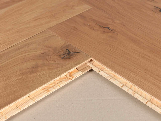 68 m2 parket eiken visgraat mutliplank - 750 x 130 x 14 mm - afbeelding 2 van  4