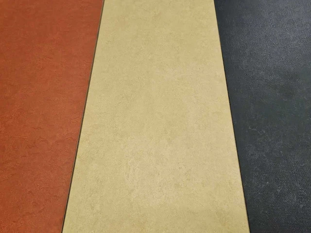 68 m2 pvc click plank op kurk - 895 x 235 x 12 mm - afbeelding 1 van  3