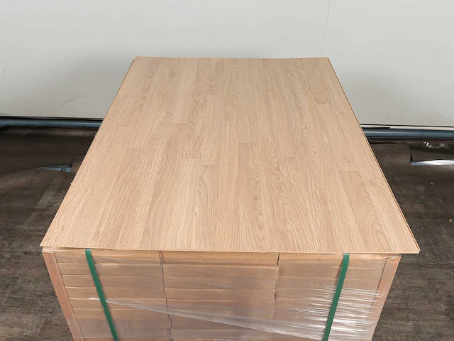 69 m2 laminaat plank - 1285 x 192 x 7 mm - afbeelding 3 van  4