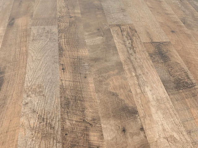 69 m2 laminaat plank - 1286 x 194 x 7 mm - afbeelding 1 van  4
