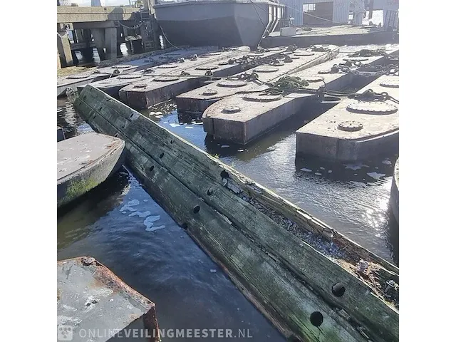 6x aanmeer catamaran/ponton met stootrand - afbeelding 11 van  15