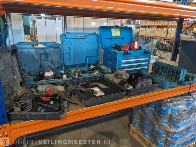 6x accu gereedschap, makita en top craft - afbeelding 1 van  38