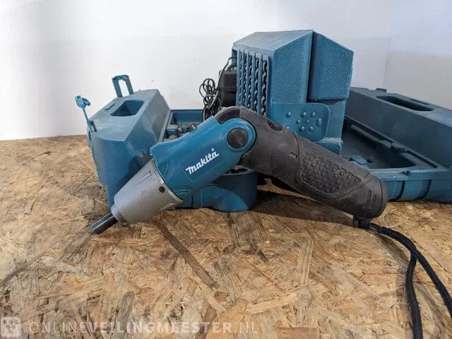6x accu gereedschap, makita en top craft - afbeelding 16 van  38