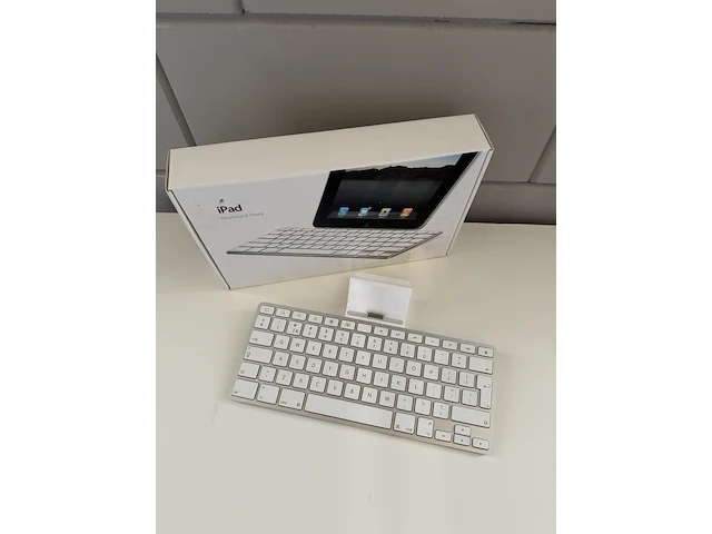 6x apple iphone, 1x apple ipad en 1x ipad keyboard - afbeelding 3 van  5