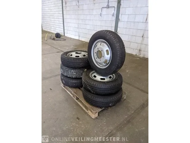 6x band met velg michelin, agilis 195/75 r16c - afbeelding 13 van  19